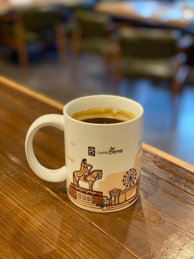 タナン センター サービス アパートメンツ ウランバートル エクステリア 写真